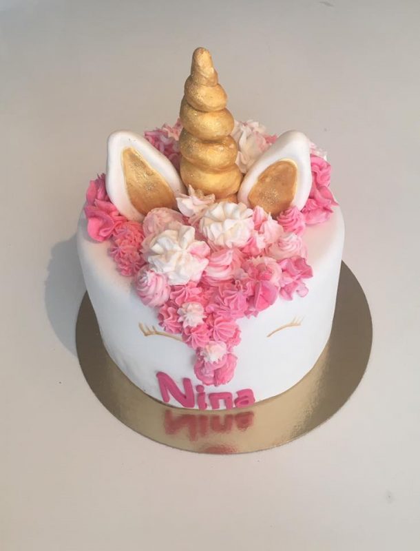 Personnages Pokemon Et Dessins Animes Gateaux A Themes